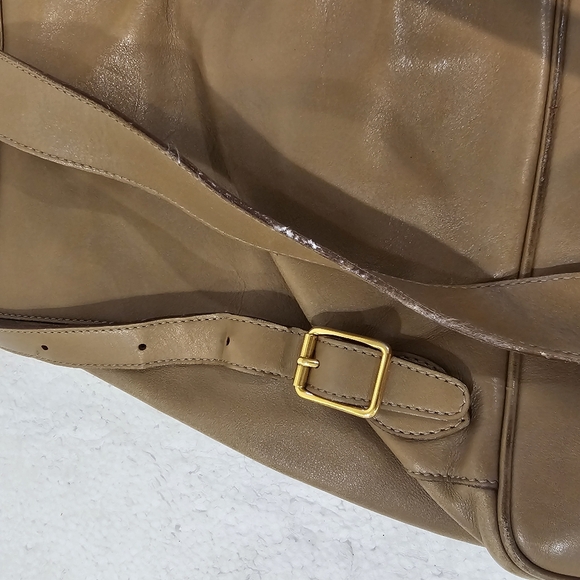 GUCCI 🔥🔥HOST PICK🔥🔥Vintage Bamboo Handle Drawstring Leather  Backpack - Picture 7 of 16